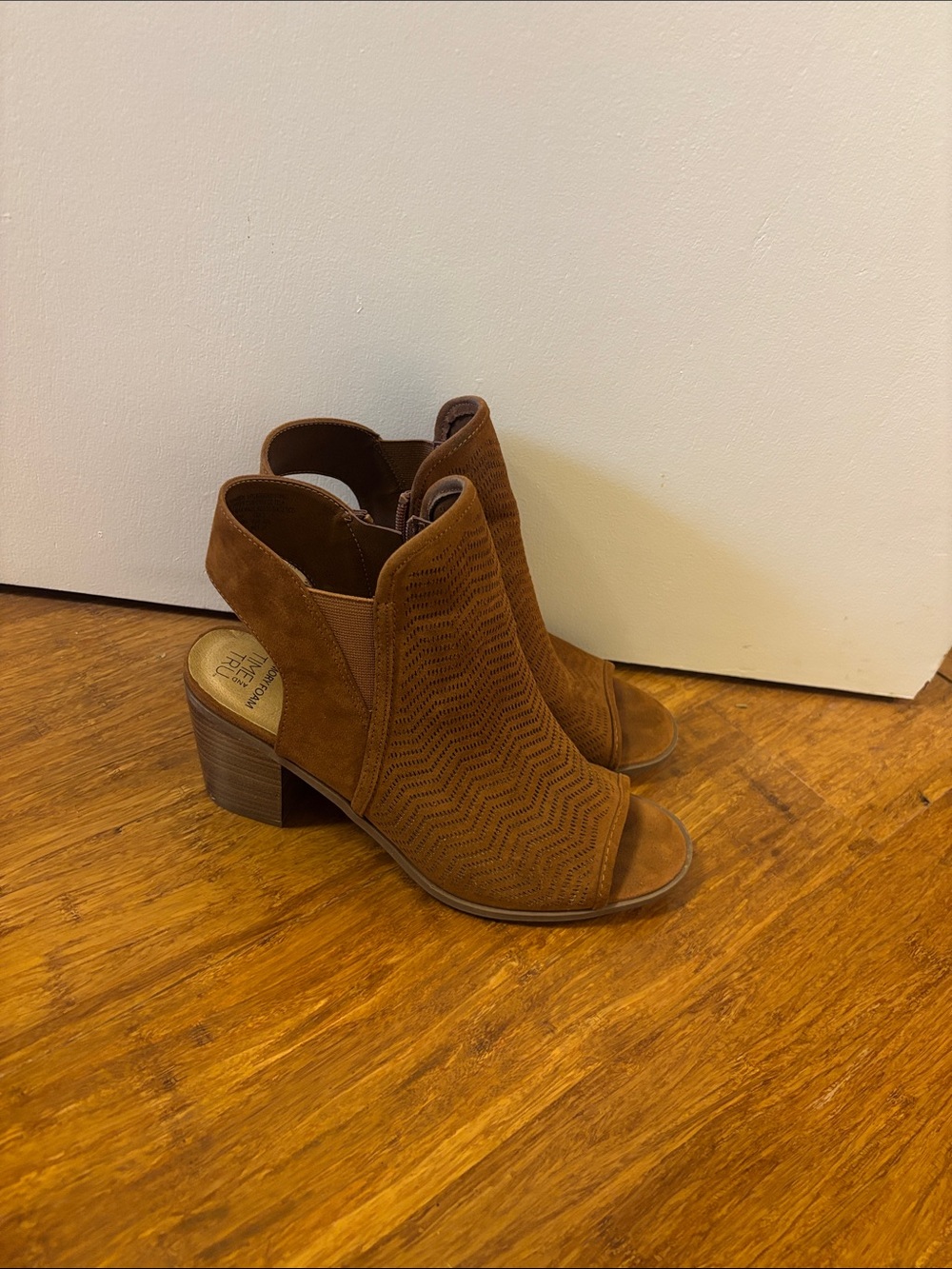 Time and Tru Brown Suede Peep-Toe Block Heel Mules